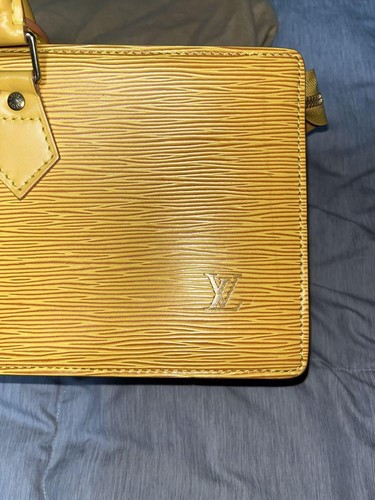 Louis Vuitton Epi Sac Triangle Handbag Luxury Designer Leather Bag Yellow France - Picture 2 of 18