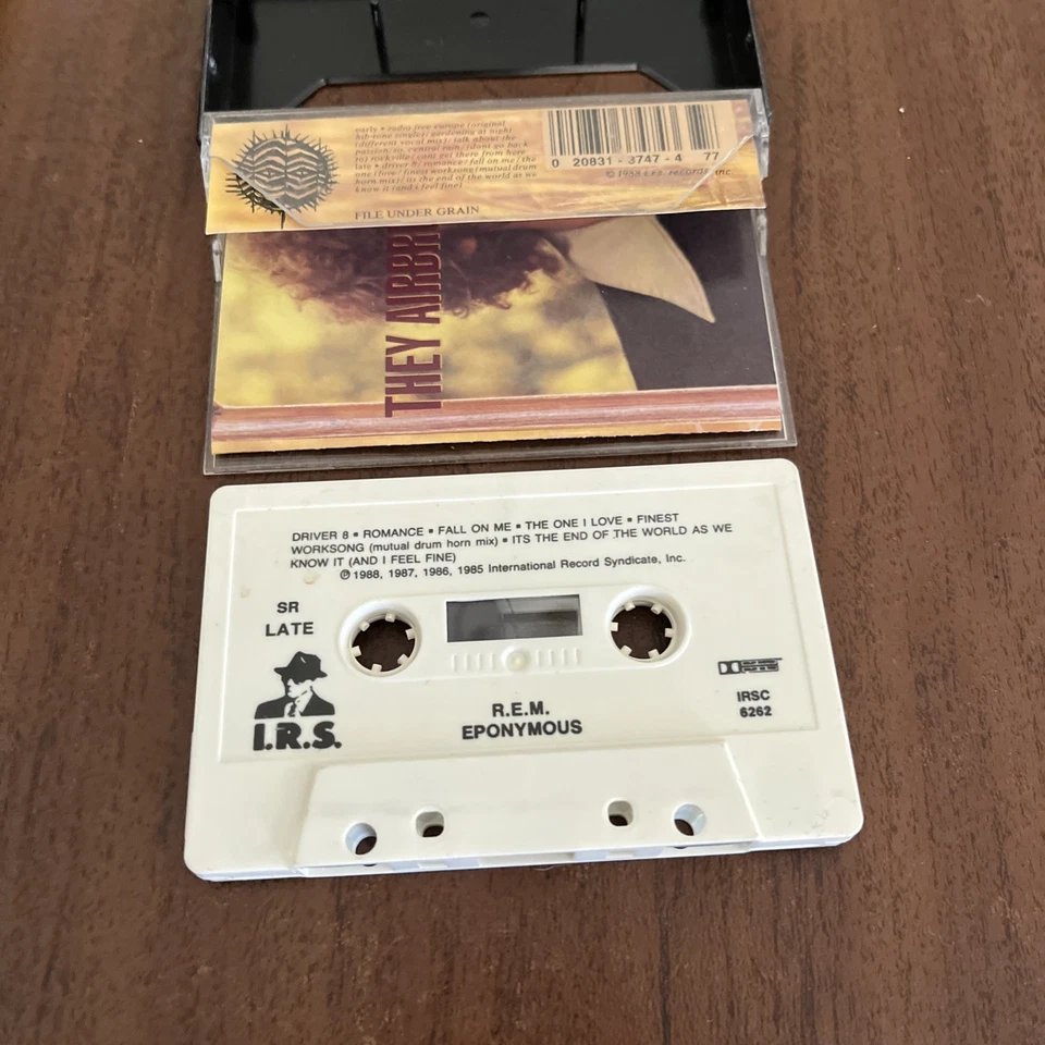 Кассетная лента REM лот из 2 одноименных 88 и АВТОМАТИЧЕСКИХ ДЛЯ ЛЮДЕЙ 92 - Изображение 2 из 3