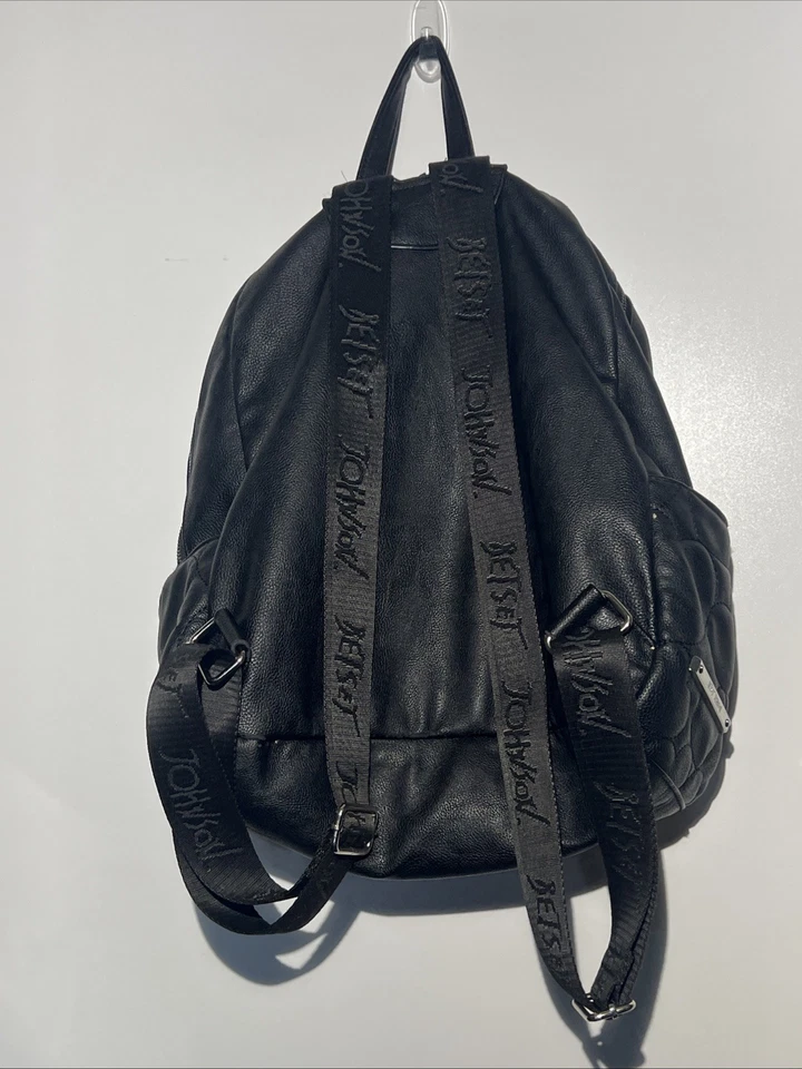 BETSEY JOHNSON 大号淡紫色黑色心形大弓背包 — 第 2/4 张图片