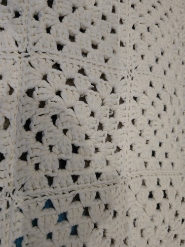 Crocheted Afghan Queen Size Off White Granny Squares 72"×88" Handmade - Picture 3 of 7