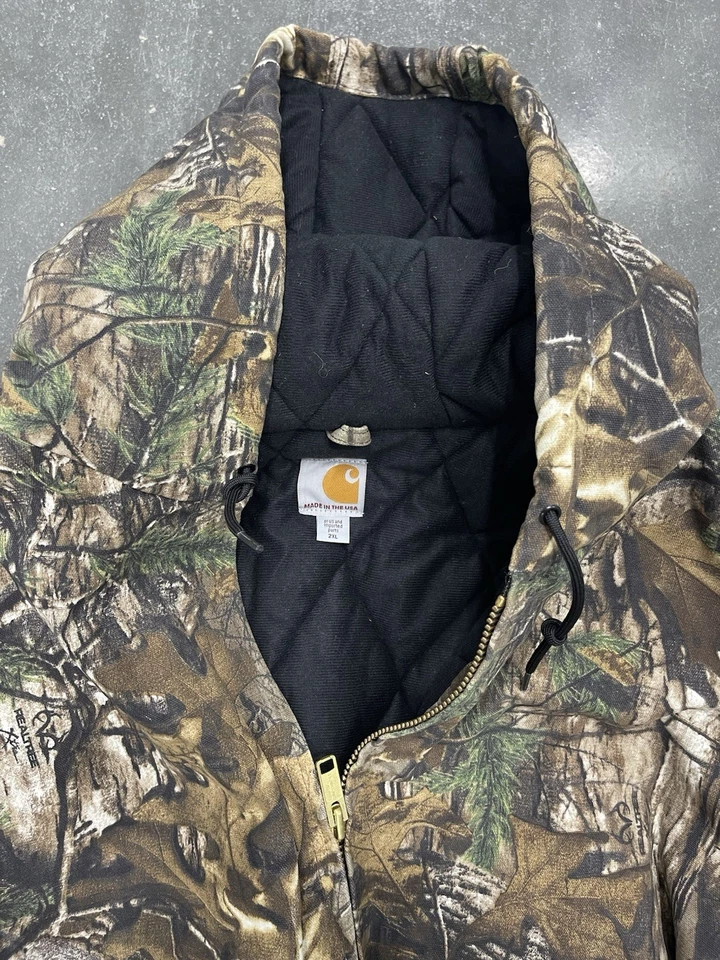 real tree camo carhartt jacket 2XL - Image 2 of 2