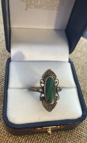 Old Pawn NAVAJO 925 Silver Malachite Ring Sz 9
