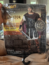 Spirit Halloween Men  s Gladiator Costume One Size up 44 EUC