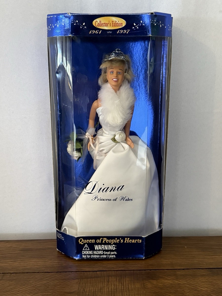 VINTAGE PRINCESS DIANA of WALES FASHION DOLL 1997 COLLECTOR'S