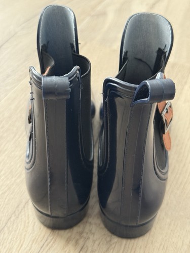 Henry Ferrera Boots Womens Sz 8 Chelsea Rain Ankle Bootie Shiny Navy W Buckle - Picture 3 of 11