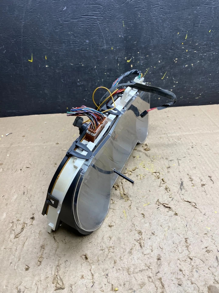 Instrumento velocímetro Nissan Pathfinder Xterra Cluster 2002-2003 OEM U5545 DG Foto 4 de 4