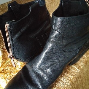booties with back zipper