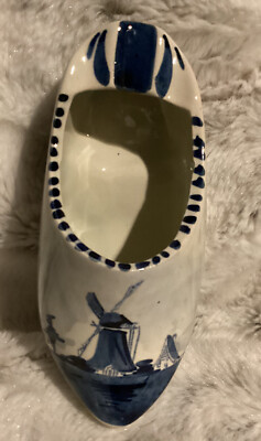 Vintage Delft Blauw Porcelain￼ WindMill Shoe Figurine￼￼ Ashtray Holland 5 L
