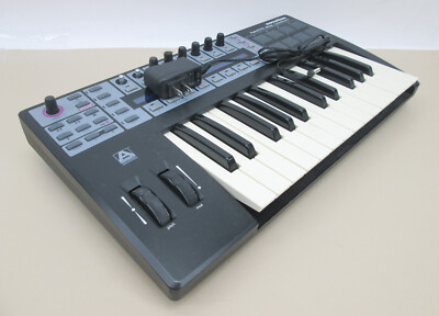 Novation Remote 25SL Midi Controller Keyboard w/ Power Supply | eBay