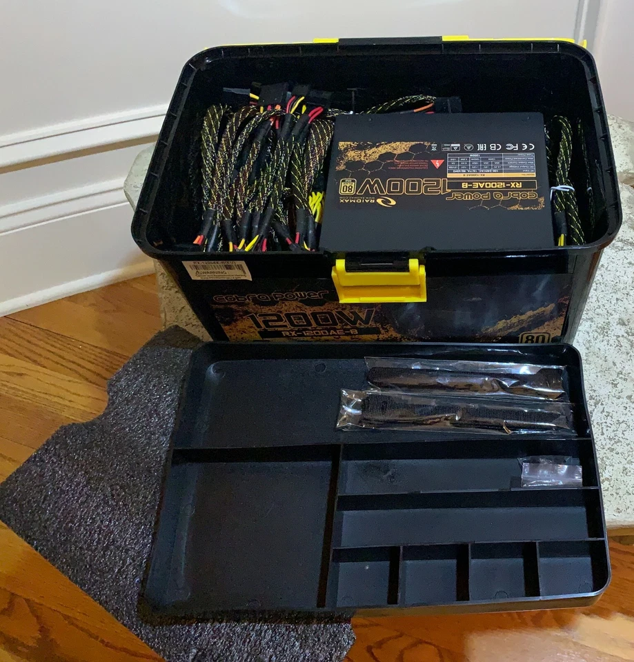 1200W ATX PC Power Supply RAIDMAX Cobra RX-1200AE-B SLI CrossFire Ready - Mint - Image 3 of 4