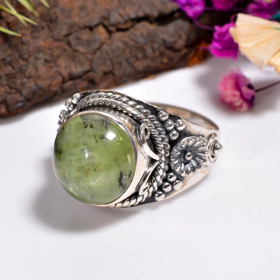 Anillo de piedras preciosas de prehnita natural piedra verde anillo de diseño de plata de ley 925 Foto 2 de 4