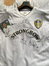 Leeds United Radebe Signed Shirt 2001 Season Ideal For Framing Smith 17 On Rear