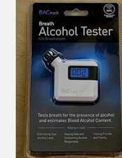 BACtrack Breath Alcohol Tester BT-S35 Estimates Blood Alcohol Content NEW