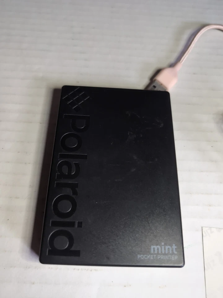Polaroid Mint Pocket Printer with Zink Zero Ink Technology Black - Image 3 of 4