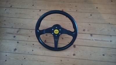 Momo Racing Line Lenkrad mit Nabe vom Vw Bus T4 Typ D35 KBA 70118