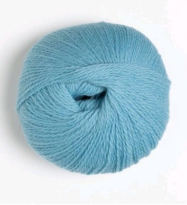 Sky Knit Picks Palette Fingering Weight Yarn 100% Peruvian Wool 231y