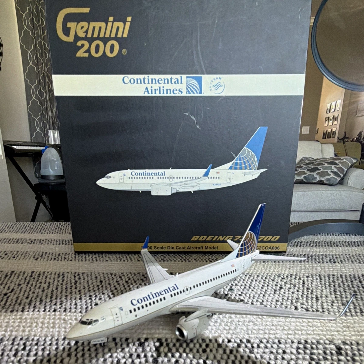 Las mejores ofertas en Boeing 737 1:200 escala Diecast aviones