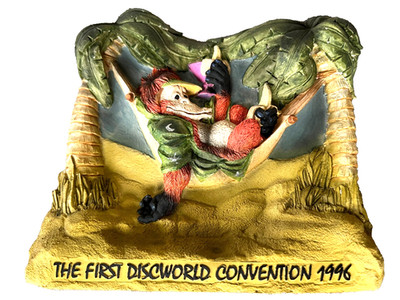 Clarecraft DWE4 Bibliothekar in Hängematte 1996 Convention. Terry Pratchett Scheibenwelt