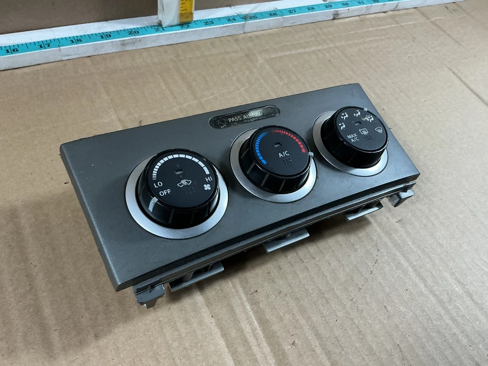 2007-2009 Nissan Sentra AC Heater Temperature Climate Control Unit 27500ET00A - Image 4 of 4