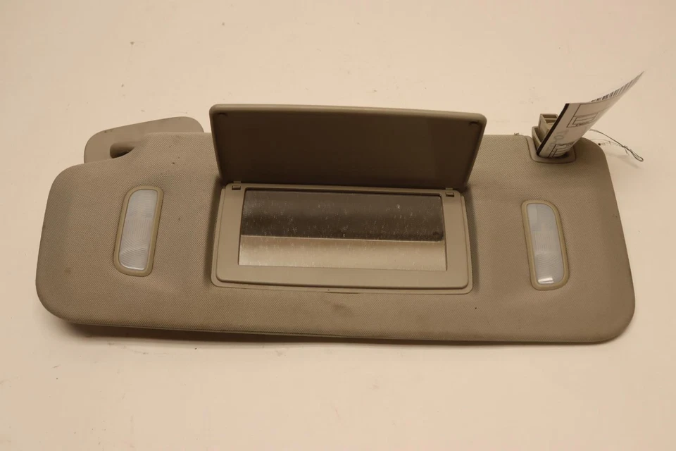 Parasol delantero izquierdo Chevy Avalanche 2007-2013 lado del conductor OEM Foto 2 de 4