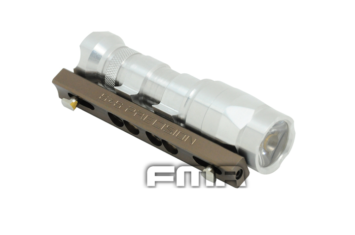 Supporto per torcia FMA Lowpro da 45 gradi per M600C/M600B