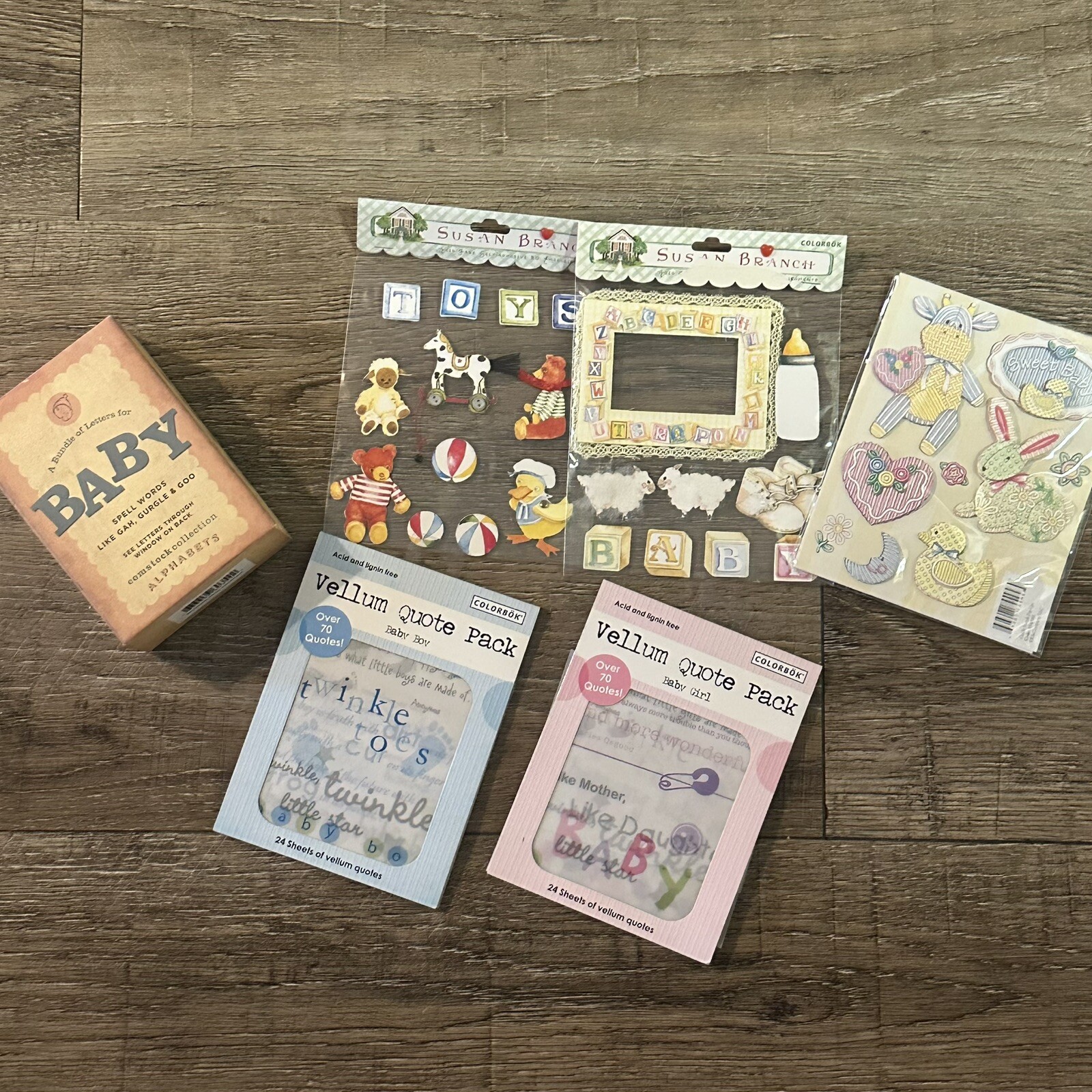 Lote de pegatinas grandes para álbumes de recortes para bebés Susan Branch y vitela nuevas y usadas