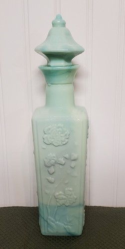 Jim Beam 1970's Vintage Jadeite Embossed Milk Glass Floral Whiskey Decanter - 第 4/12 張圖片