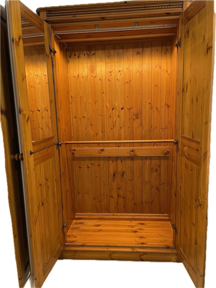 Solid Pine Bedroom Furniture Set eBay