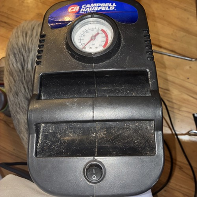 #ad CAMPBELL HAUSFELD ELECTRIC AIR PUMP RP4100 Portable Inflator 125 PSI w Nozzles $29.99