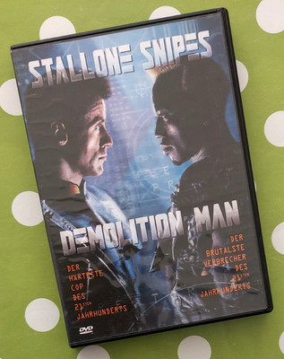 Demolition Man DVD Sylvester Stallone Wesley Snipes Sandra Bullock 1993 Action
