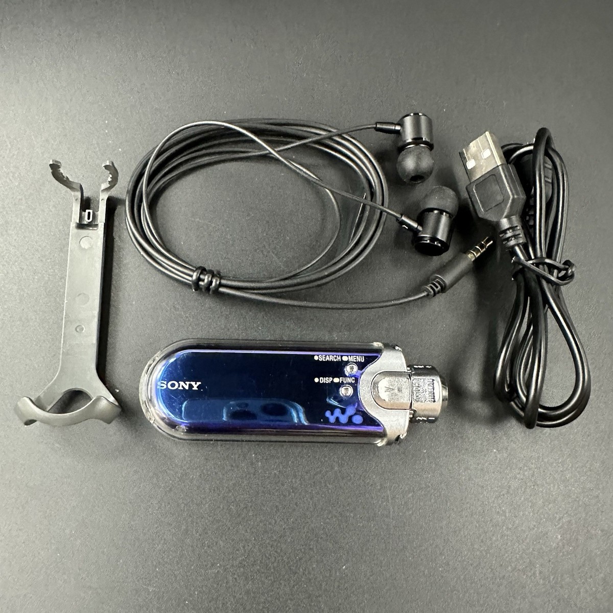 ジャンク　SONY WALKMAN ソニー ウォークマン NW-A607 Amazon.co.jp: SONY ウォークマンAシリーズ 1GB ブルー[NW-A607/L