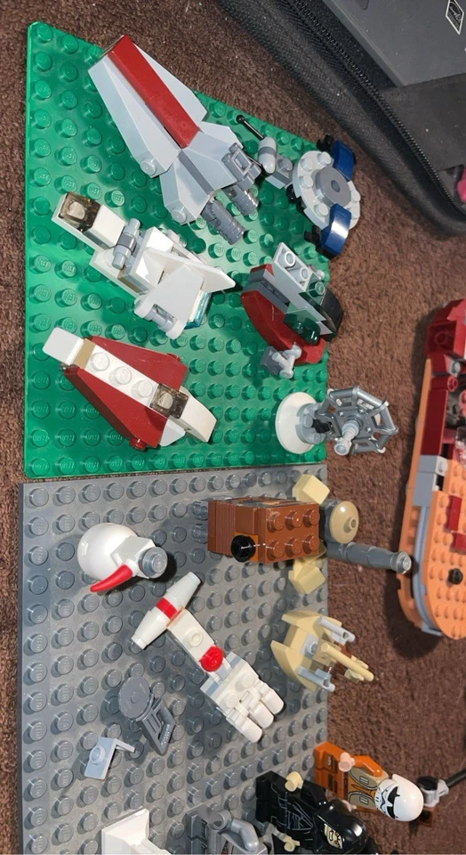 Descontinuado e Novo Lego Star Wars Coleção em Massa - Peças faltando 95% completas - Imagem 4 de 4