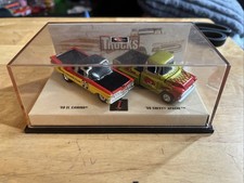 HW Custom Classic Trucks 2-Car Set – ’59 El Camino & ’59 Chevy Apache (T-022)