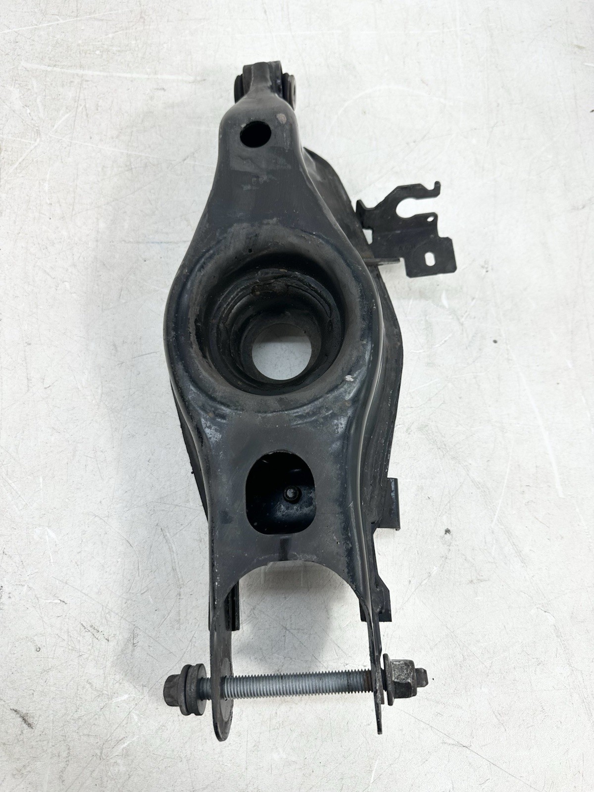 14-17 Maserati Ghibli Rear Left Side Suspension Lower Control Arm