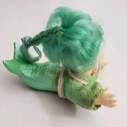 Vintage 1980's FISHEL Green Tail Green Hair Mermaid Doll Bathtub Toy - Picture 3 of 5