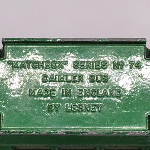 Lesney Matchbox Daimler Bus Esso Extra Petrol No. 74 1966 Green - England W/Box - Picture 9 of 19