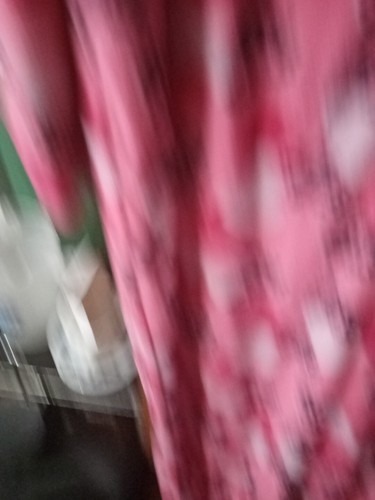 Pigiama donna XL con piedi manica lunga e bottoni. Disegno rosa con cuore. - Foto 4 di 9