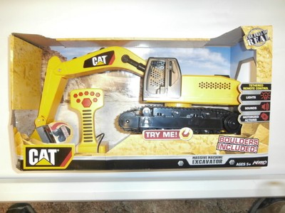 massive machine excavator