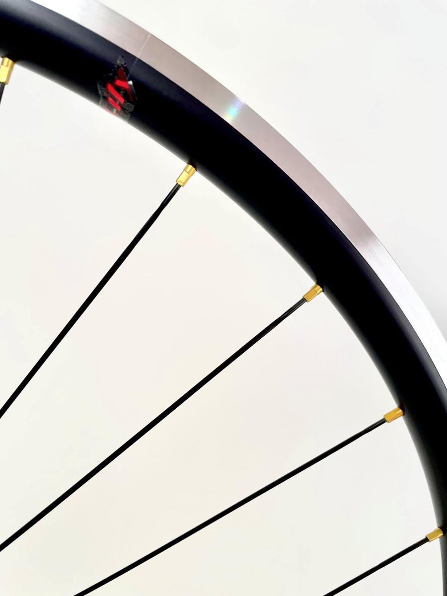 Custom Velocity Quill Road Bike Wheelset White Industries T11 Hubs
