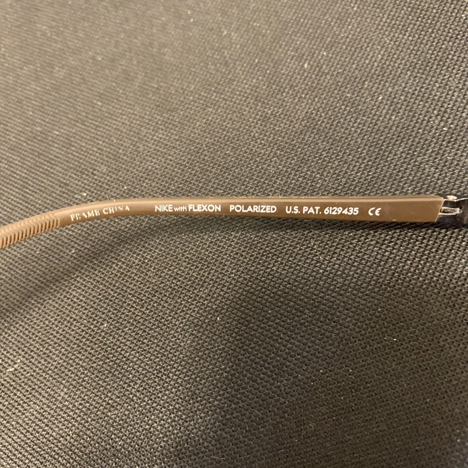 NIKE VANTAGE 300P EV0544 201 57-18-135mm con FLEXON U.S. PAT. 6129435 G383 Foto 4 de 4