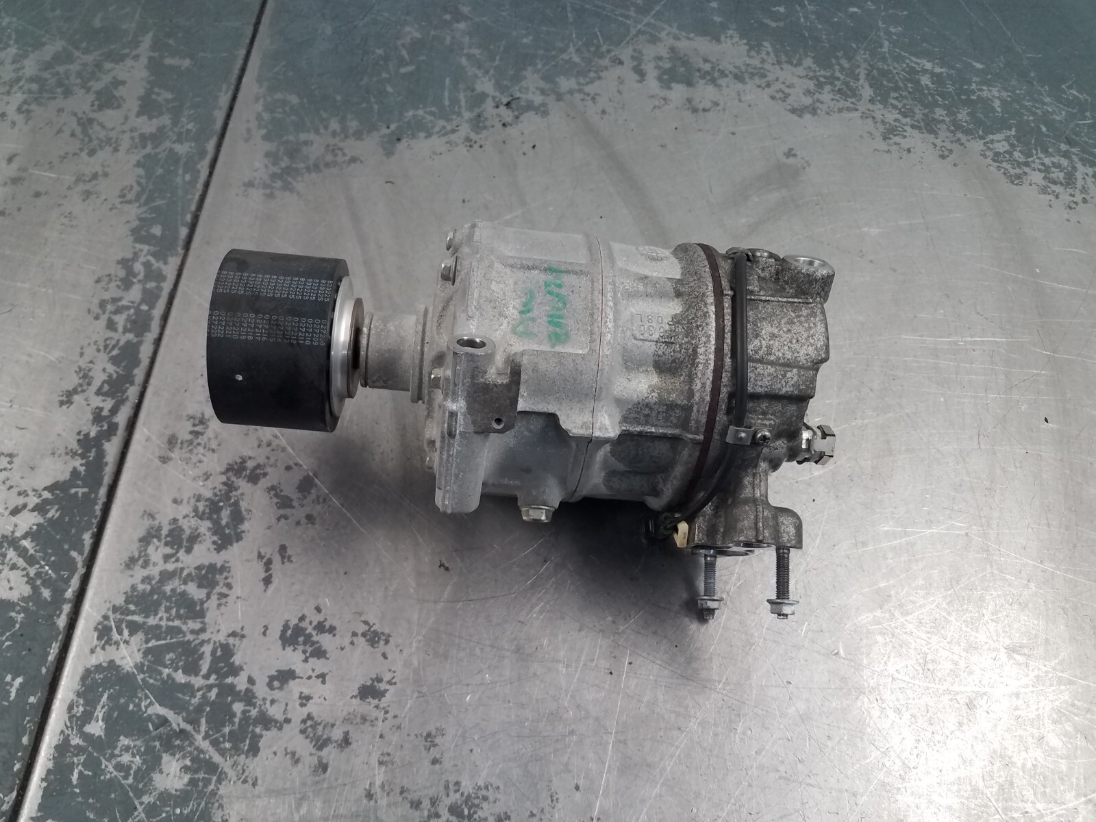 2021 McLaren 765LT 4.0L M840T A/C Compressor #5537 C7