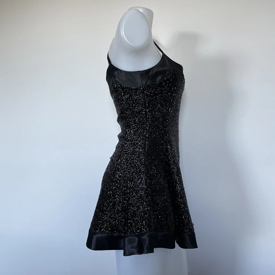 Mini Vestido de Colección Años 80 VICTORIA'S SECRET Negro Metal METÁLICO Sin Mangas LBD NYE y2k P S Foto 3 de 4