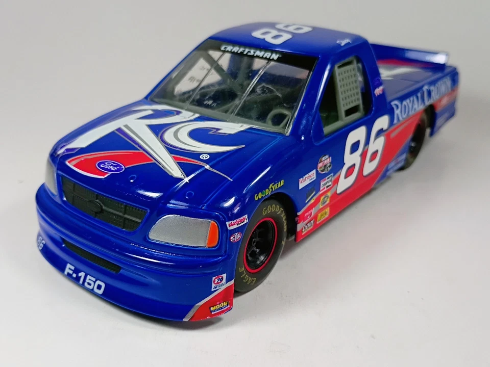 Camión de carreras Racing Champions 1:24 1999 STACY COMPTON Royal Crown/RC Cola #99. Foto 4 de 4