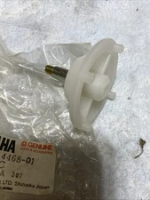 NOS Yamaha New 80’s YZ250 YZ Air Filter Retainer Plate 4V2-14468-02-00 #Bin L