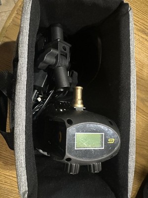 Genaray T40-D Trailblazer Portable 40W Daylight LED Monolight