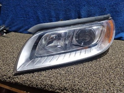 2011 Volvo S80 T6 HID/Xenon Headlight Assembly Left Side OEM