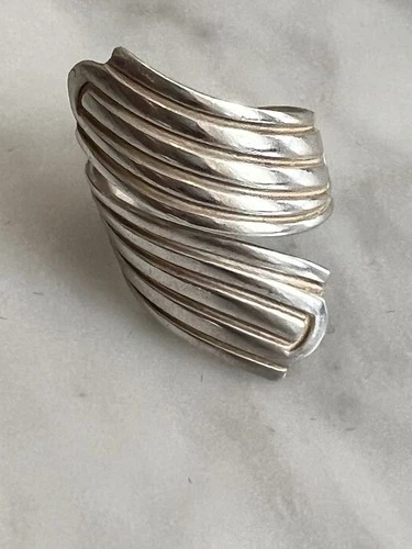 925 Sterling Silver  Vintage Ribbon Wrap Band Ring Sz 6.5 New Mexico