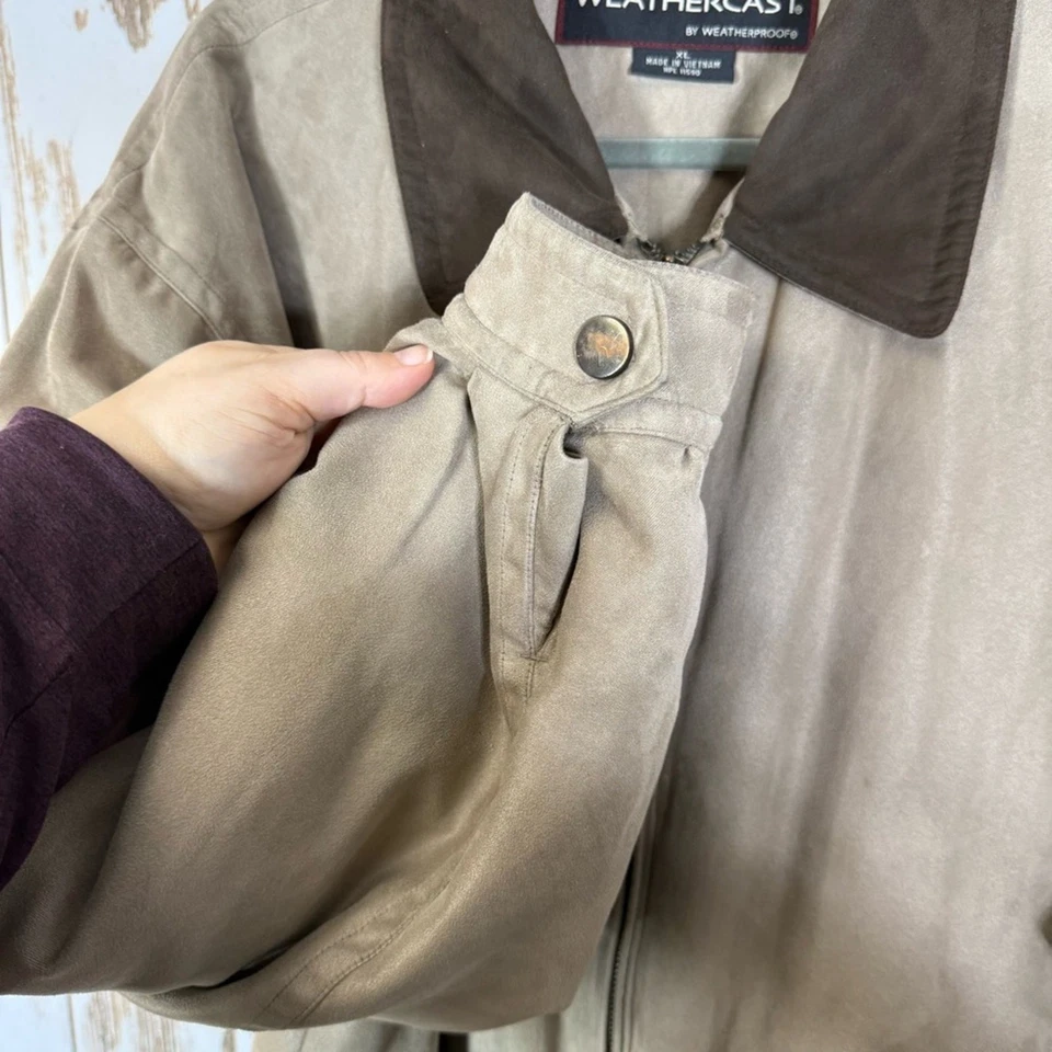 Weathercast by Weatherproof, Men's Beige and Brown Jacket. Size XL. - Image 3 of 4