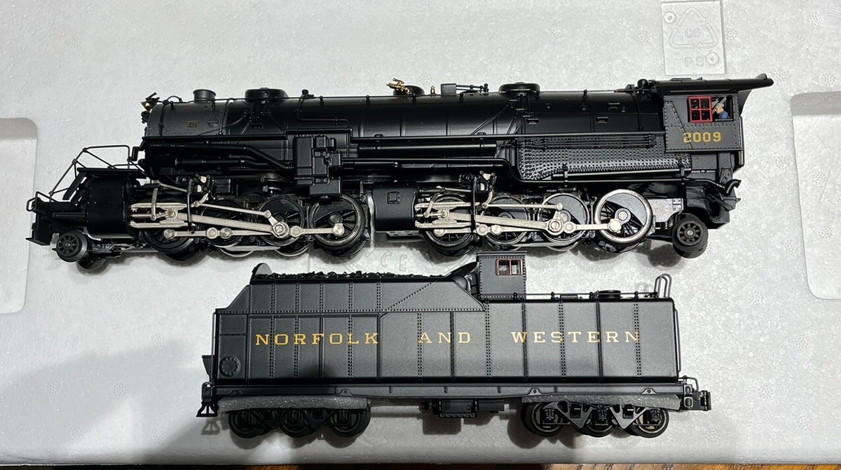 Nゲージ「Ｎ＆Ｗ(2-8-8-2 Mallet )蒸気機関車」リバロッシ Nゲージ「N＆W(2-8-8-2 Mallet )蒸気機関車」リバロッシ