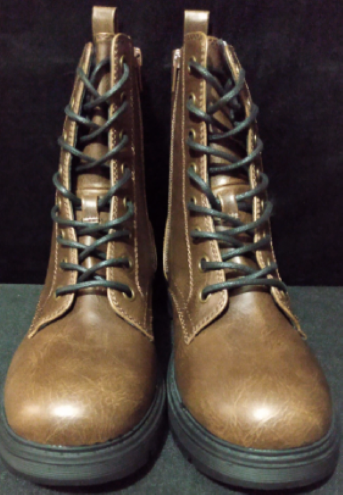 NEW IN BOX SO Padded Footbed Reindeer Women's Combat Boots Size 9 eBay